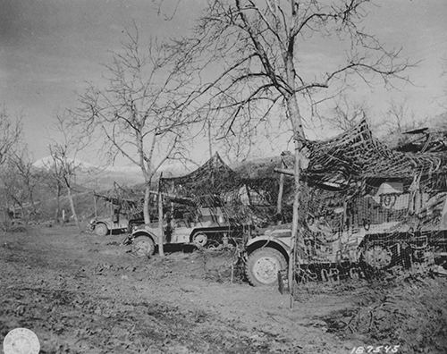 British 6 pdr anti-tank guns in Italy 1944