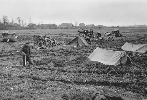 Artillerymen from the Canadian 3rd Division