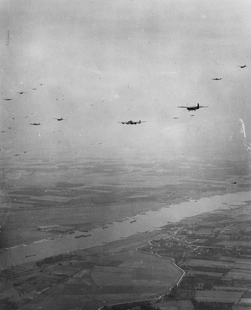 A formation of Halifax glider tugs