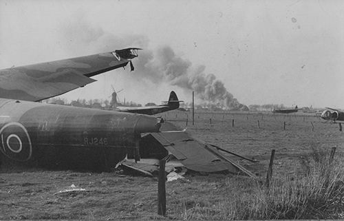 Gliders in a field outside Hamminkeln