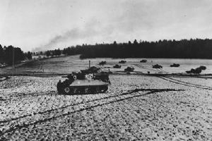 Browse American Armor Prepares to Relieve Bastogne